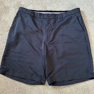 Greg Norman Men's Navy Sz 42 Shorts. Like New